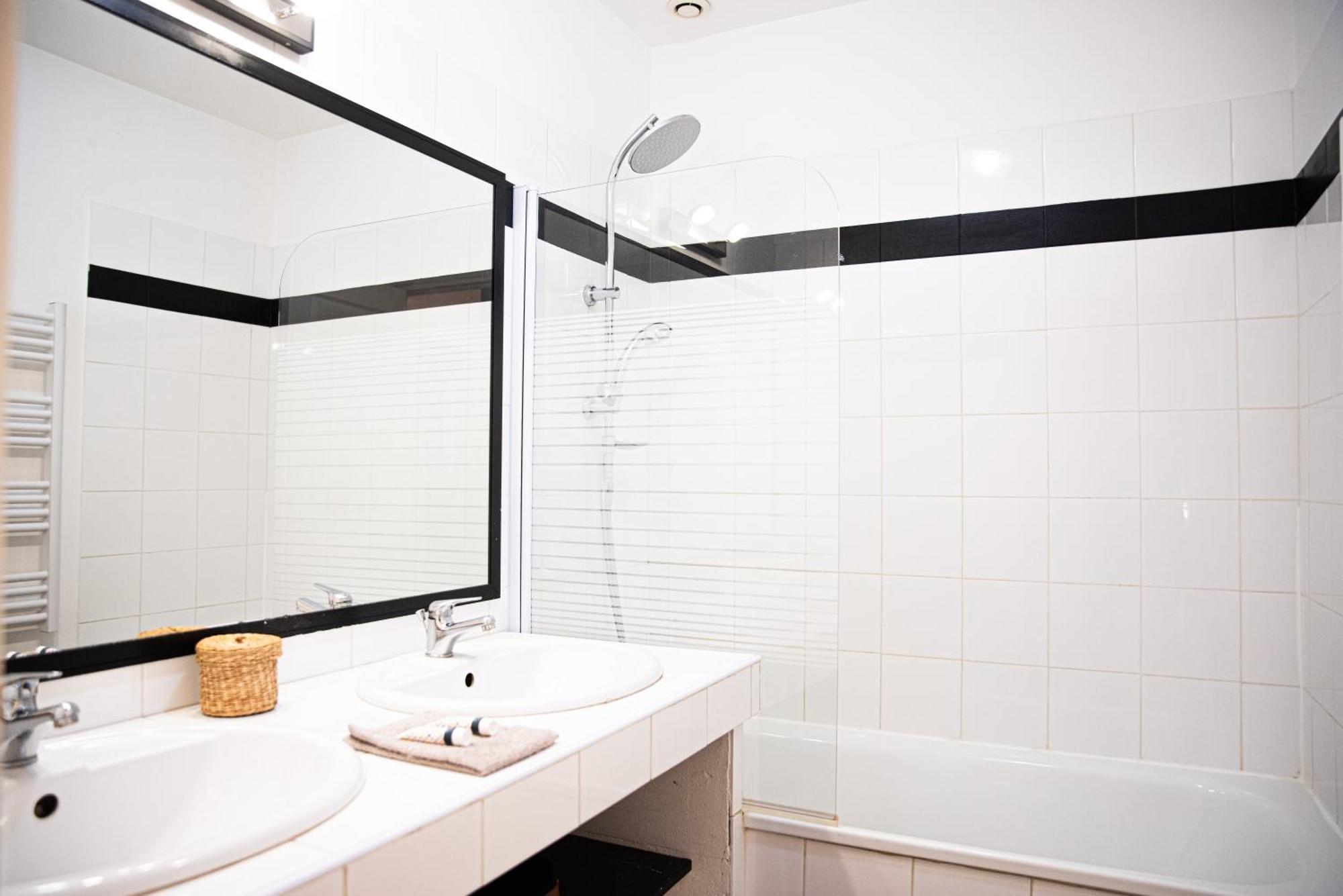 101 Cour De La Bastide Apartment Каркасон Екстериор снимка