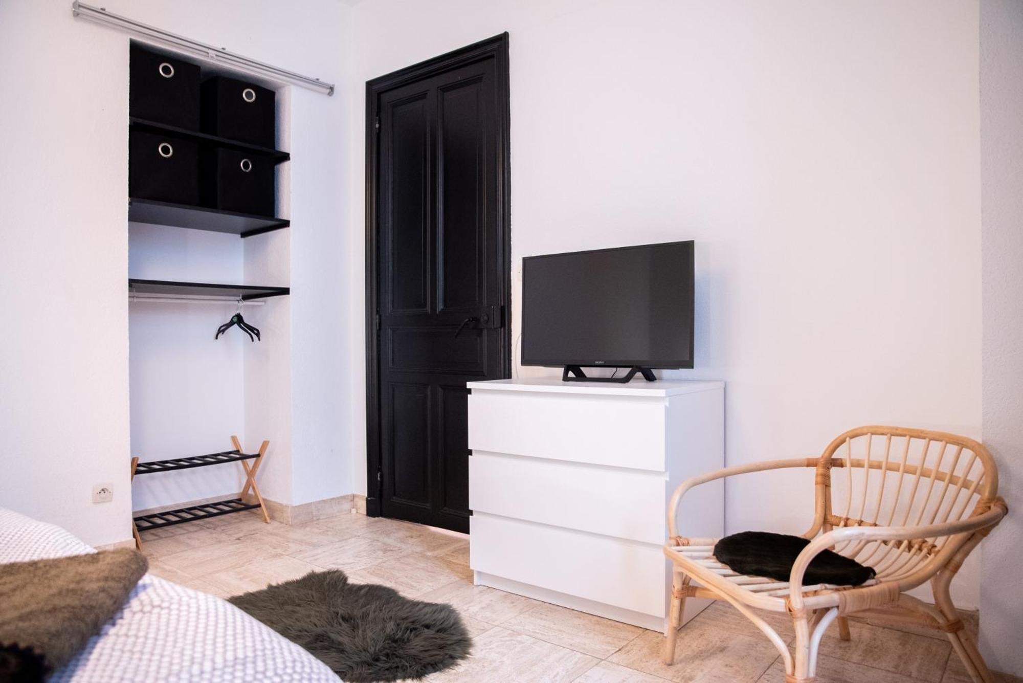 101 Cour De La Bastide Apartment Каркасон Екстериор снимка